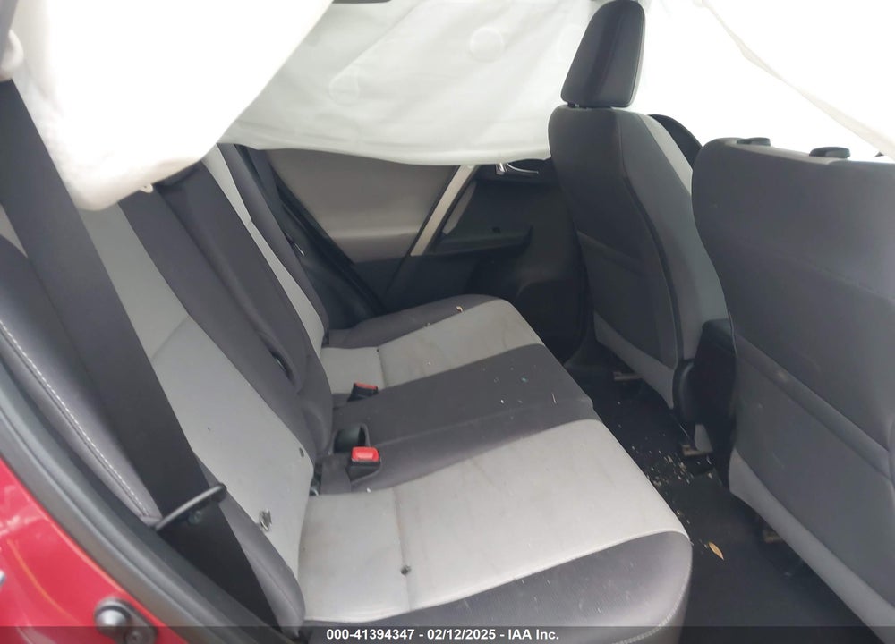 2015 TOYOTA RAV4 XLE VIN: 2T3WFREVXFW210286