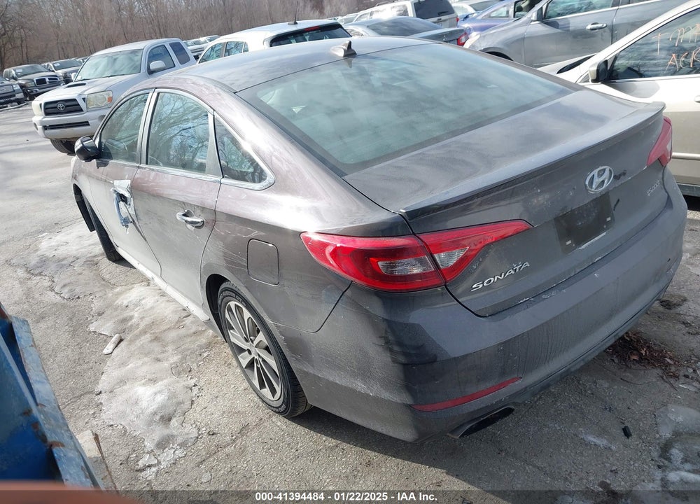 2015 HYUNDAI SONATA VIN: 5NPE34AF3FH222406