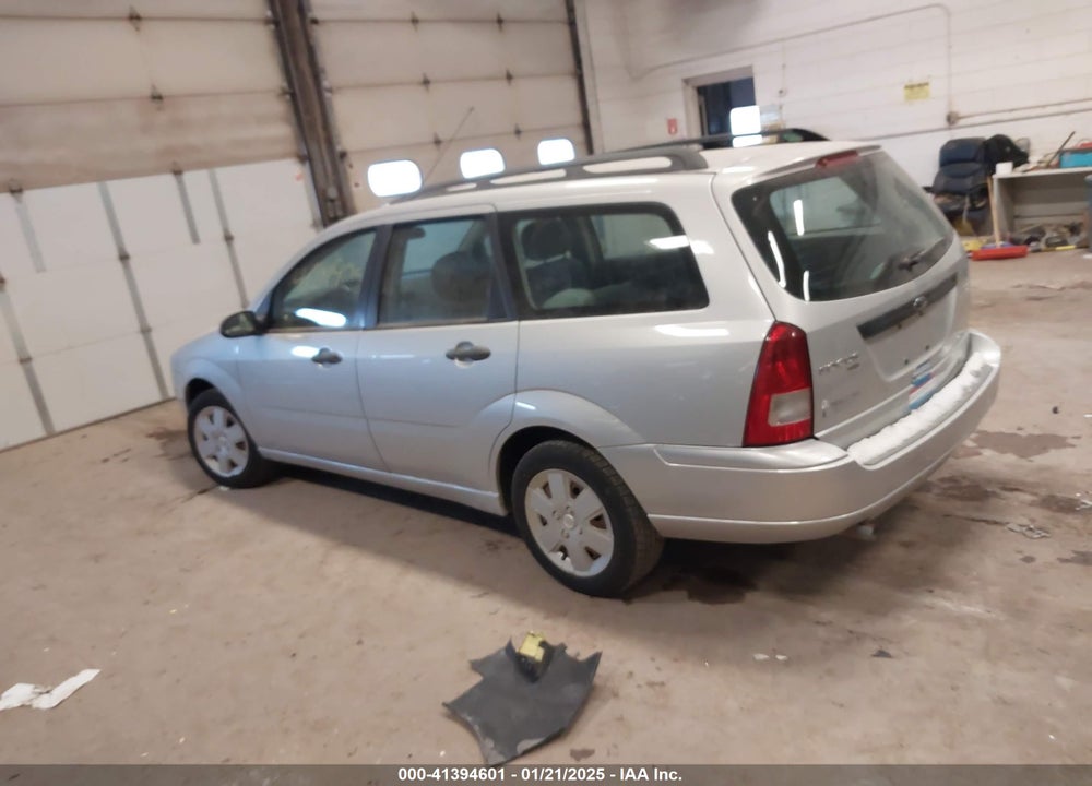 2006 FORD FOCUS ZXW VIN: 1FAHP36NX6W226755