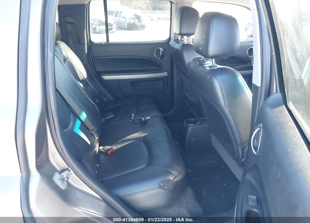 2011 CHEVROLET HHR VIN: 3GNBACFU6BS500426