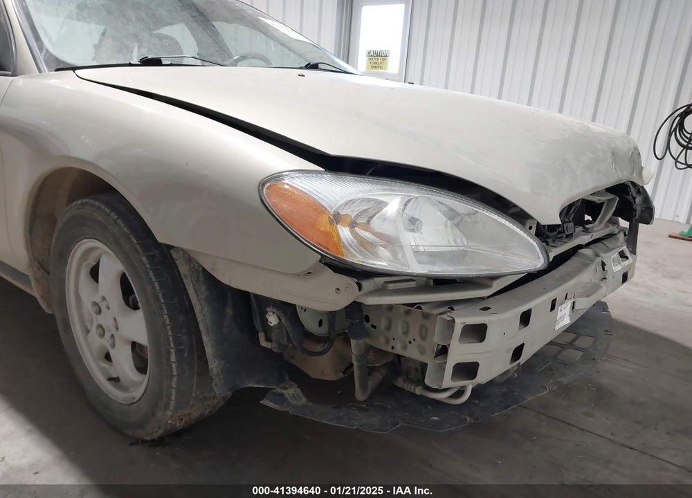 2006 FORD TAURUS VIN: 1FAFP53U36A258832