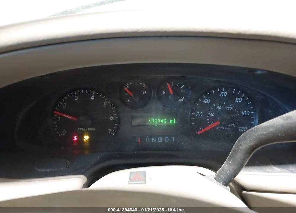 2006 FORD TAURUS VIN: 1FAFP53U36A258832