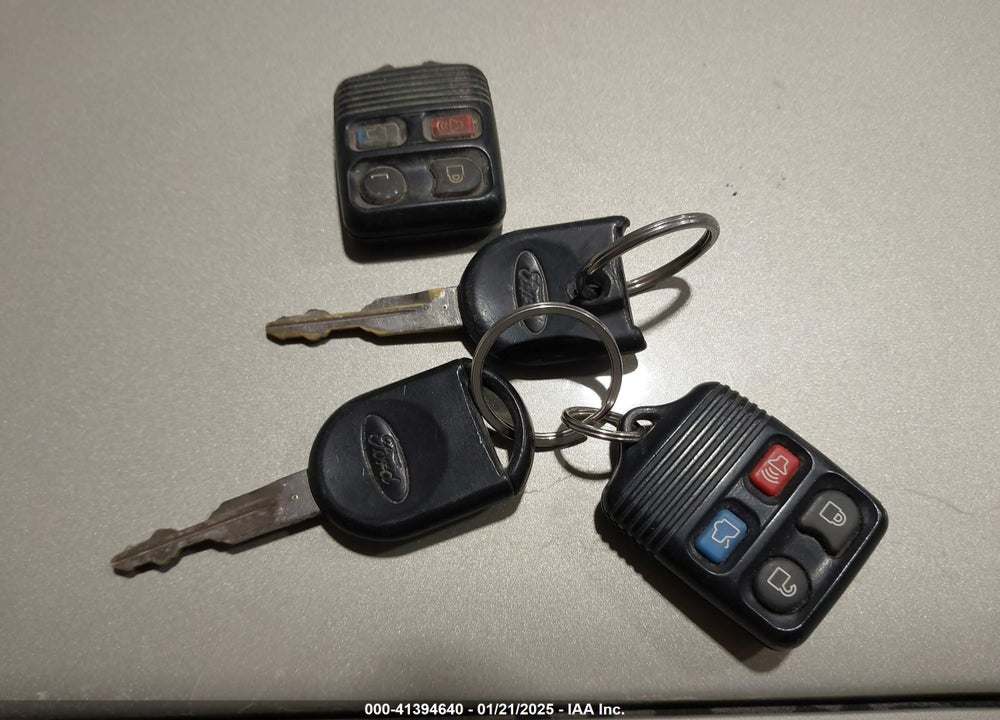 2006 FORD TAURUS VIN: 1FAFP53U36A258832