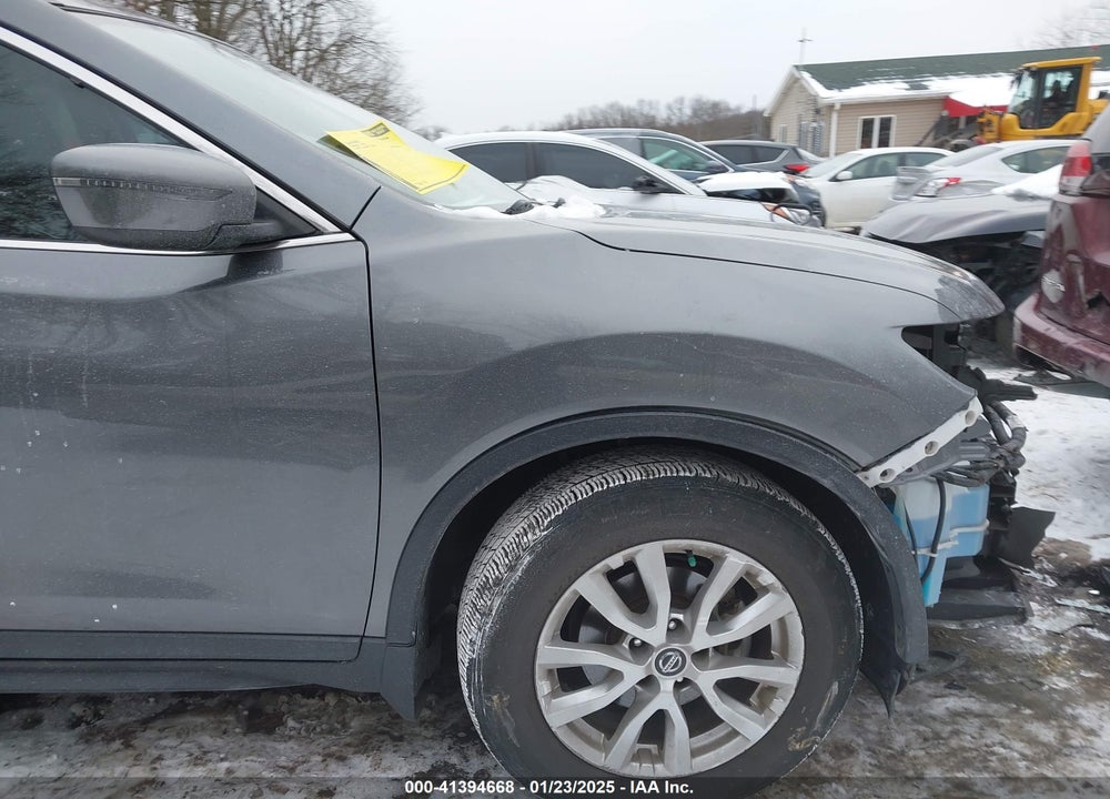 2019 NISSAN ROGUE S VIN: 5N1AT2MT5KC799721