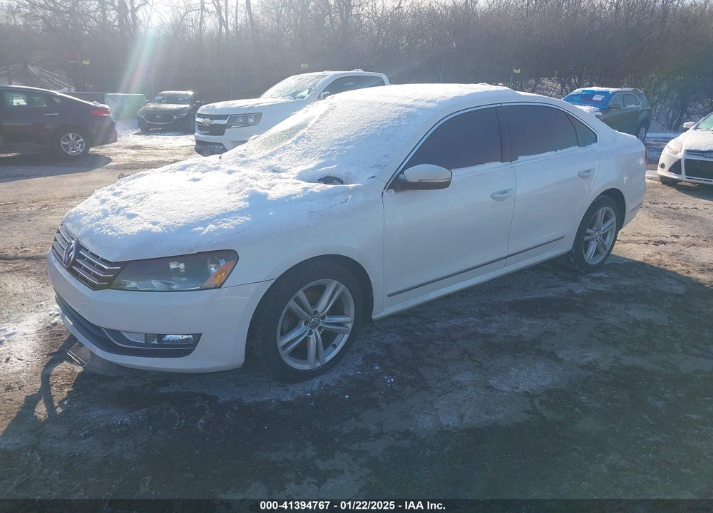 2013 VOLKSWAGEN PASSAT VIN: 1VWCN7A37DC134487