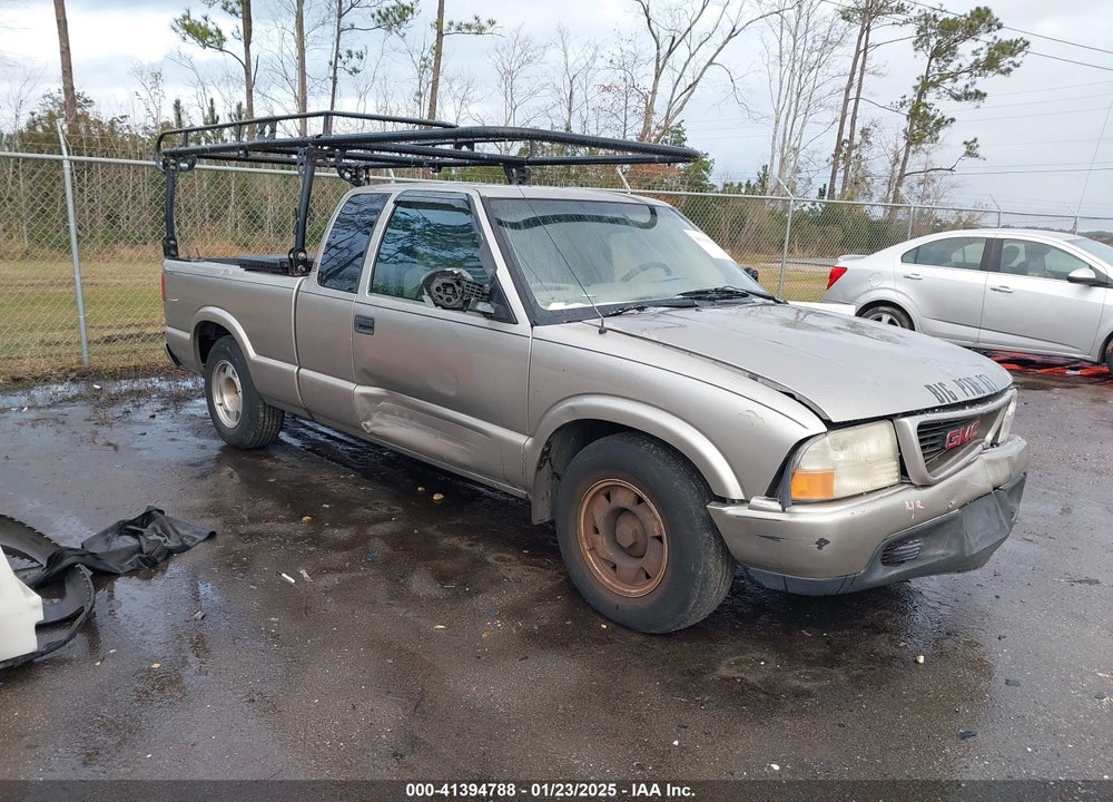 2000 GMC SONOMA SLS VIN: 1GTCS19W1Y8241082