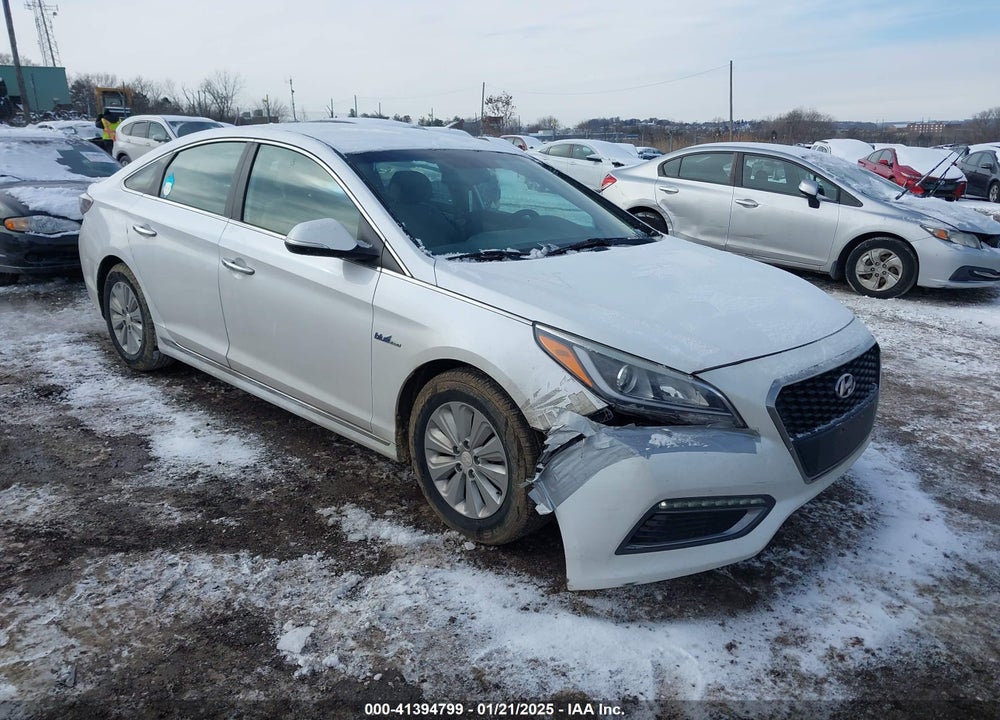 2016 HYUNDAI SONATA HYBRID SE VIN: KMHE24L1XGA011566