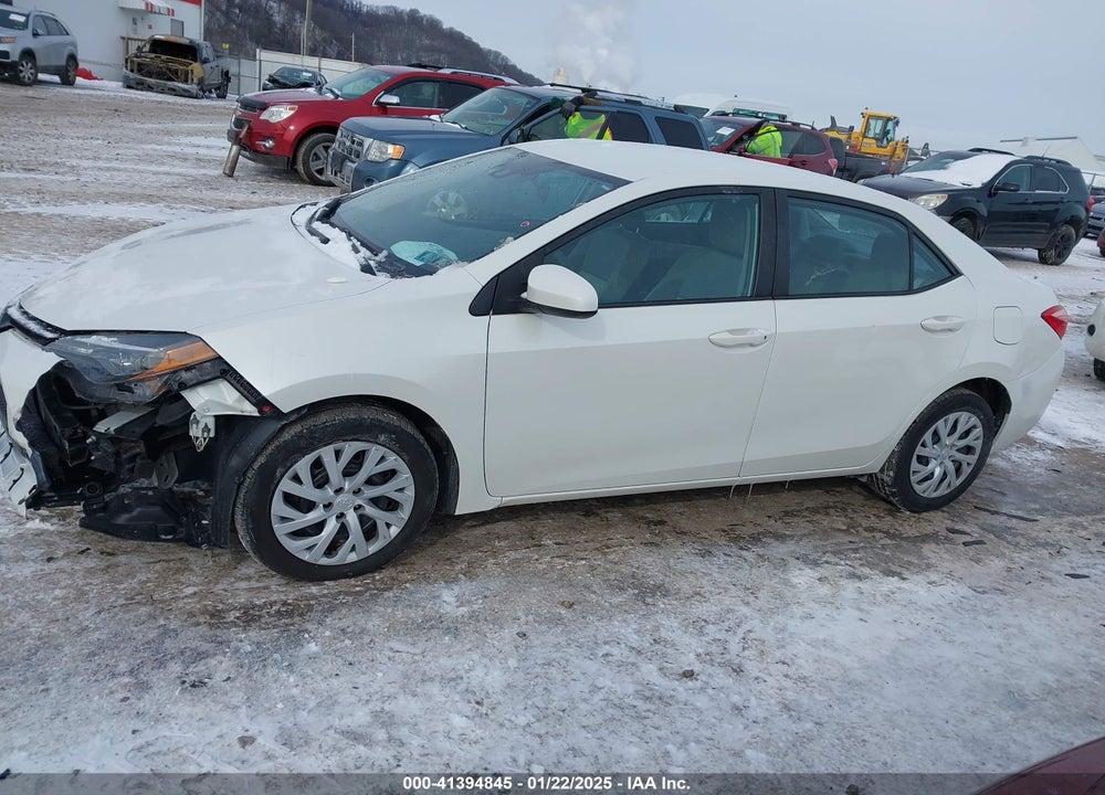 2018 TOYOTA COROLLA VIN: 5YFBURHE8JP855358