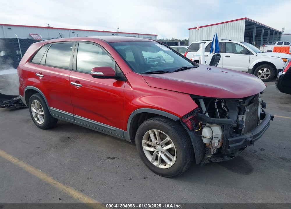 2014 KIA SORENTO LX VIN: 5XYKT3A66EG510228