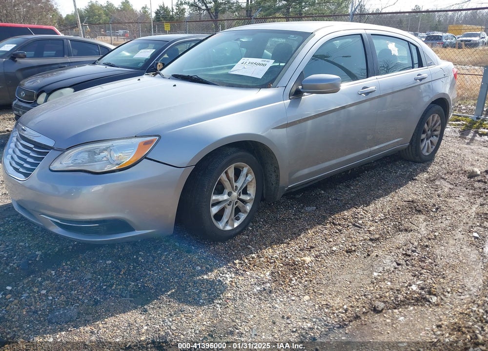 2014 CHRYSLER 200 VIN: 1C3CCBBG5EN114925