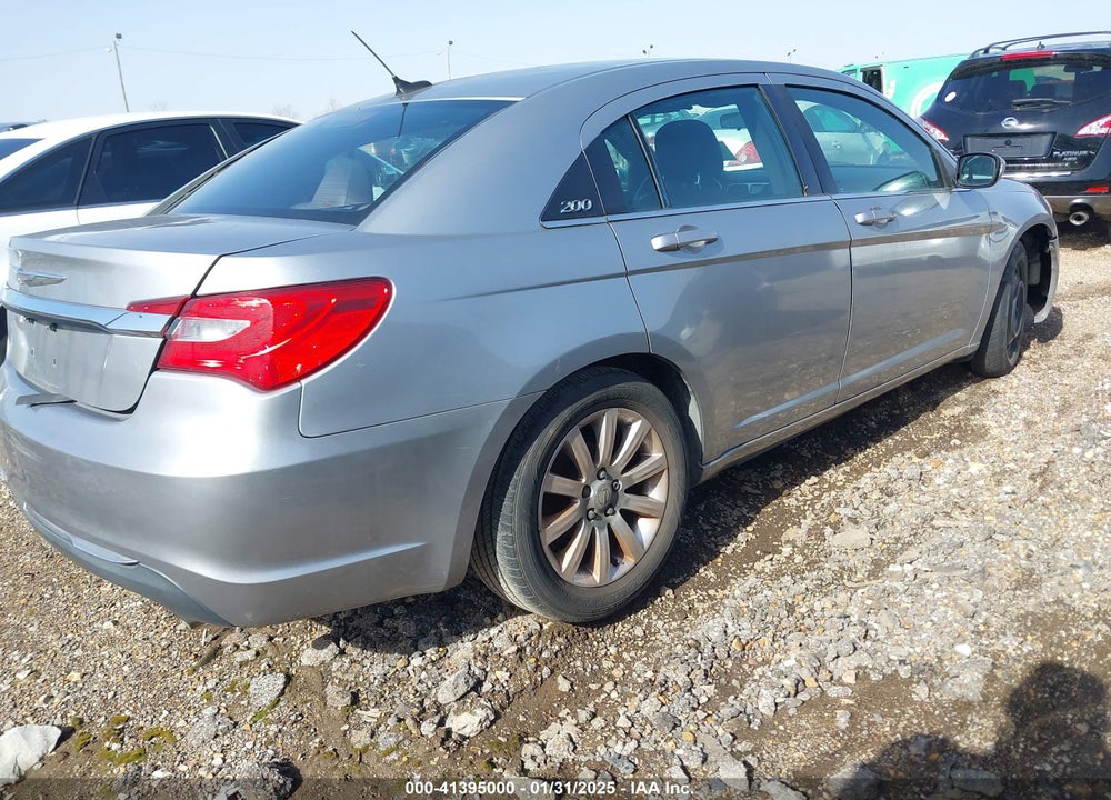 2014 CHRYSLER 200 VIN: 1C3CCBBG5EN114925