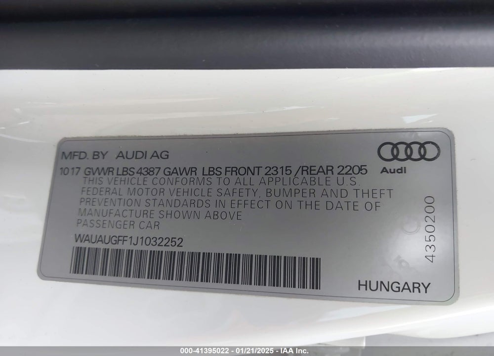 2018 AUDI A3 VIN: WAUAUGFF1J1032252