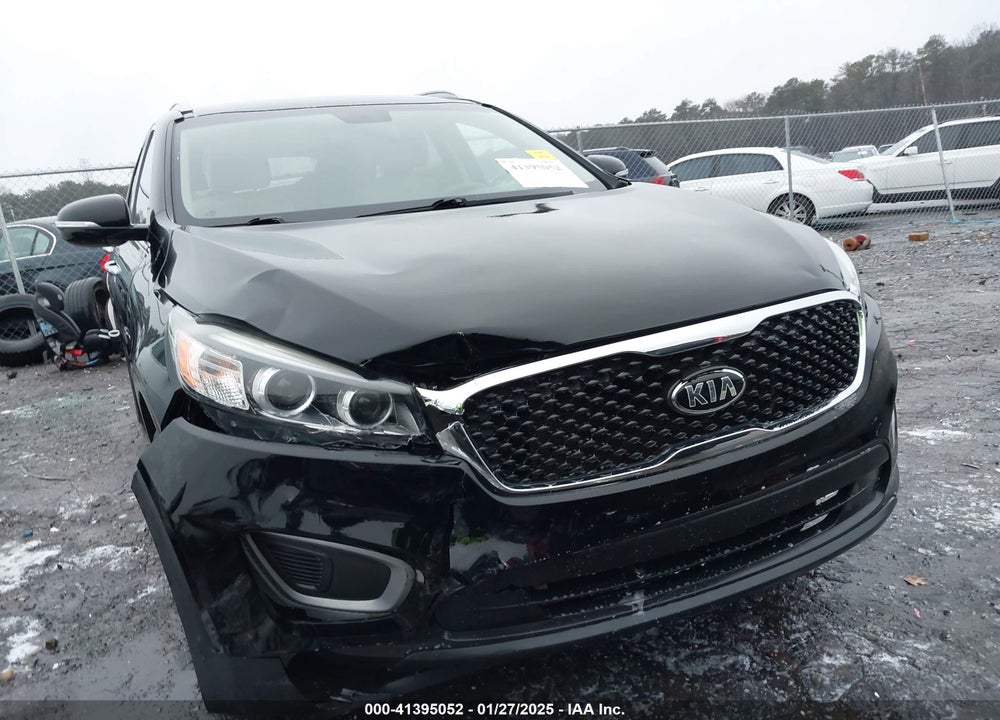 2016 KIA SORENTO 2.4L LX VIN: 5XYPG4A38GG169097