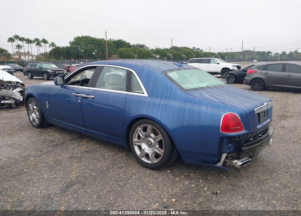 2011 ROLLS-ROYCE GHOST VIN: SCA664S55BUX49548