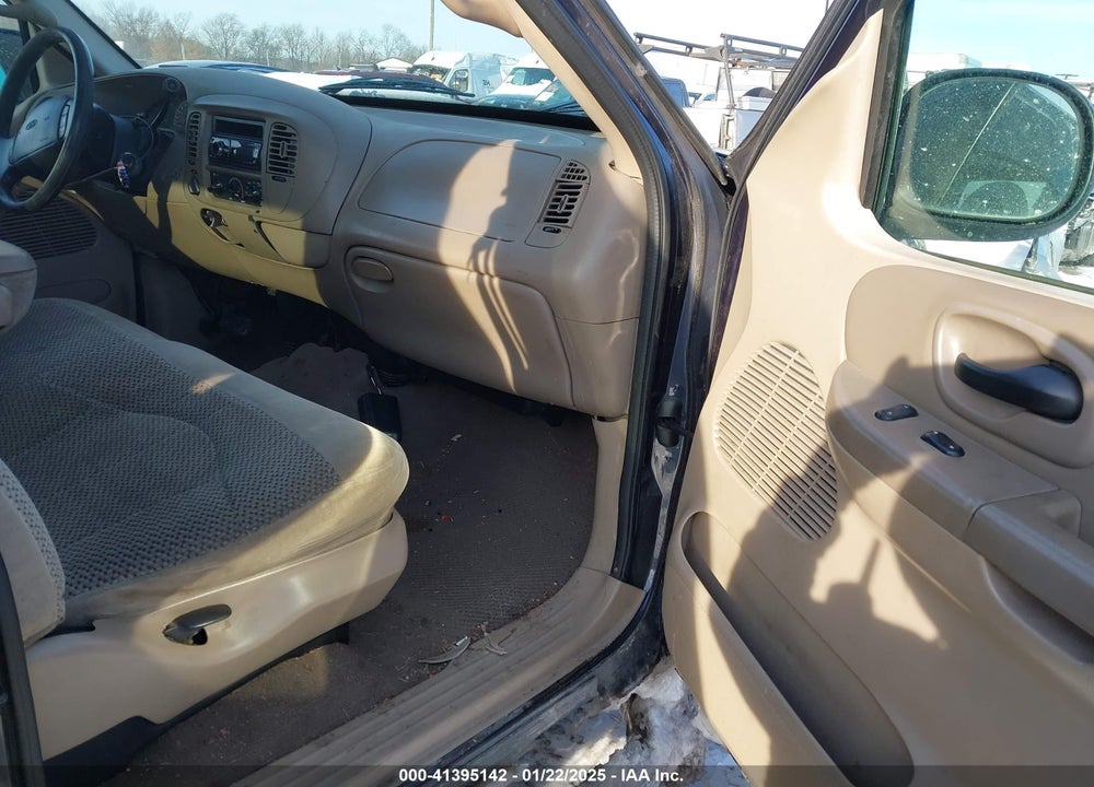 2001 FORD F-150 KING RANCH EDITION/LARIAT/XLT VIN: 1FTRW08L41KE37400