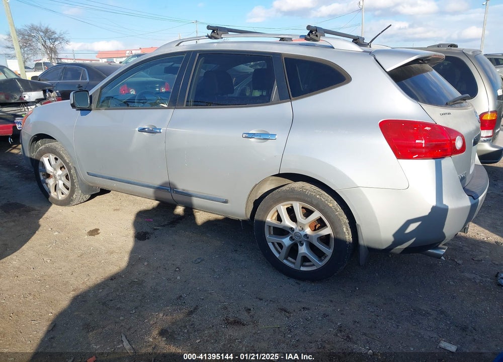 2013 NISSAN ROGUE SV W/SL PKG VIN: JN8AS5MV1DW618680