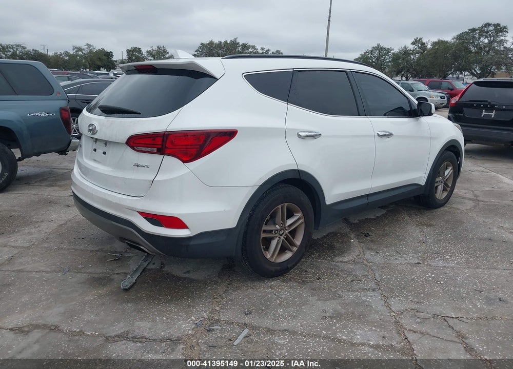 2017 HYUNDAI SANTA FE SPORT 2.4L VIN: 5NMZU3LB7HH001295