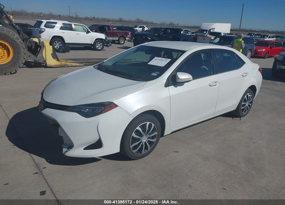 2017 TOYOTA COROLLA LE VIN: 5YFBURHE5HP706271