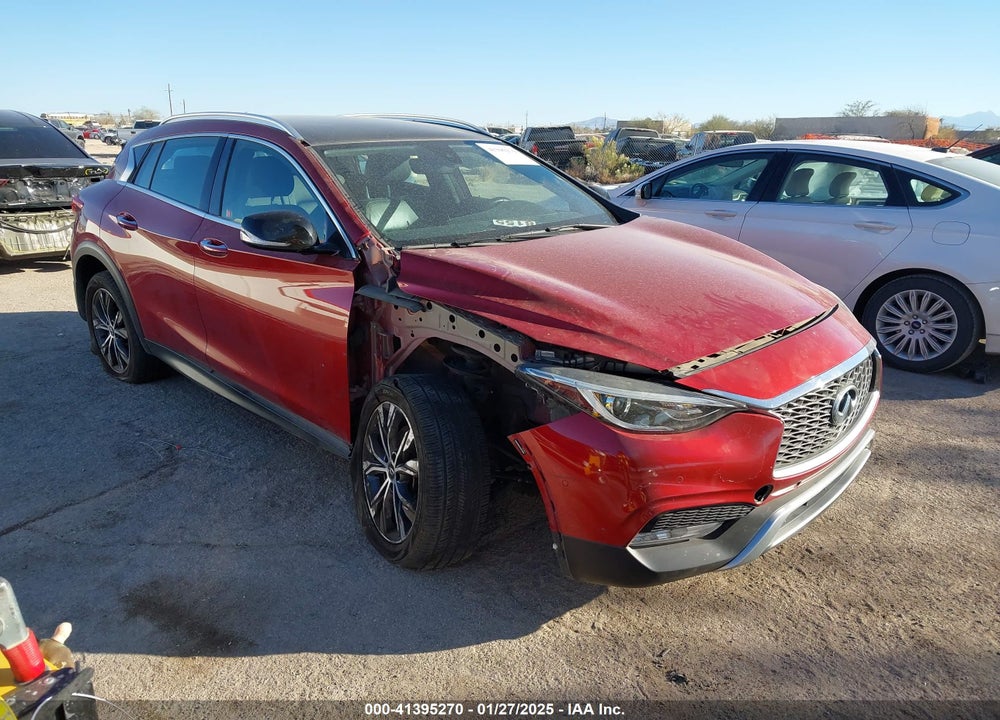2017 INFINITI QX30 PREMIUM VIN: SJKCH5CR2HA031864