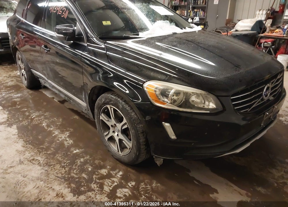 2014 VOLVO XC60 T6 R-DESIGN PLATINUM VIN: YV4902DZ5E2546717
