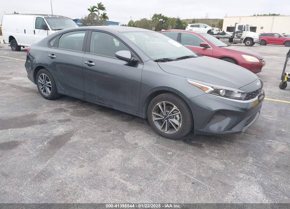 2024 KIA FORTE LXS VIN: 3KPF24AD1RE723292