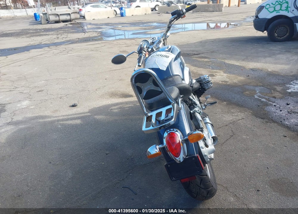2004 BMW R1200 C VIN: WB10379A04ZK92632