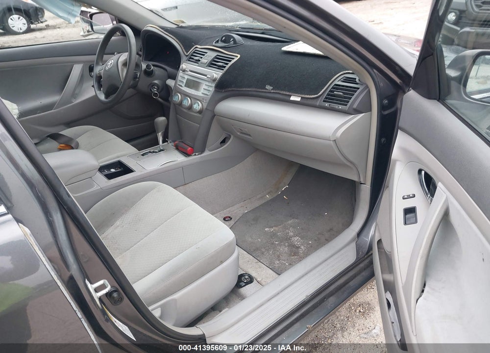 2009 TOYOTA CAMRY LE VIN: 4T1BE46K89U310280