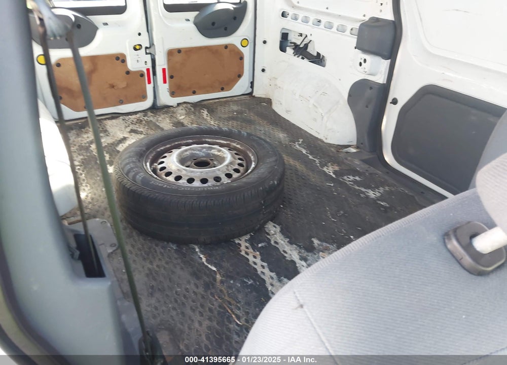 2010 FORD TRANSIT CONNECT XL VIN: NM0LS7CN4AT006615