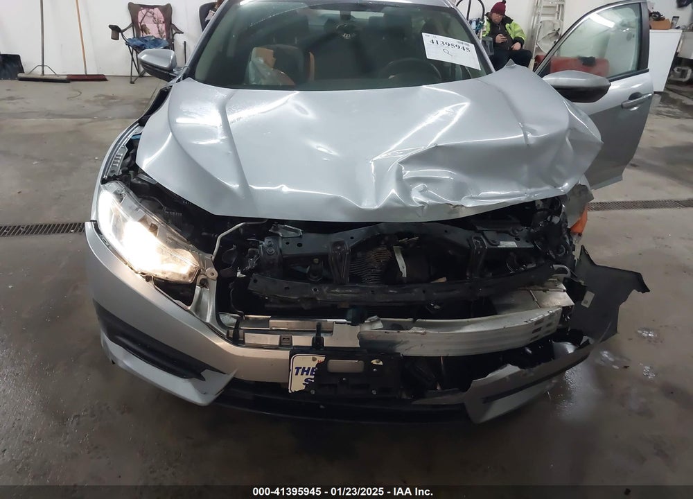 2018 HONDA CIVIC VIN: 19XFC2F55JE003789