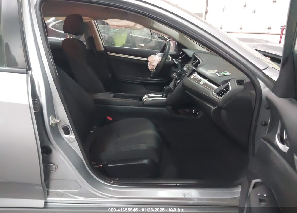 2018 HONDA CIVIC VIN: 19XFC2F55JE003789
