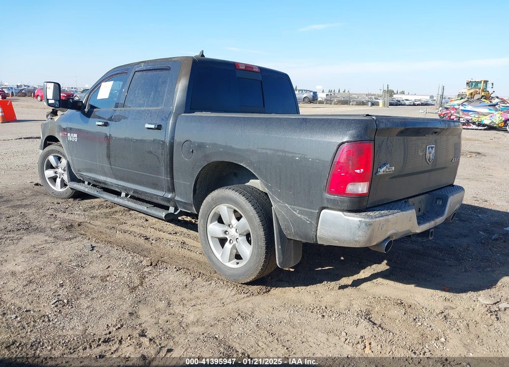 2015 RAM 1500 VIN: 1C6RR7LMXFS724688