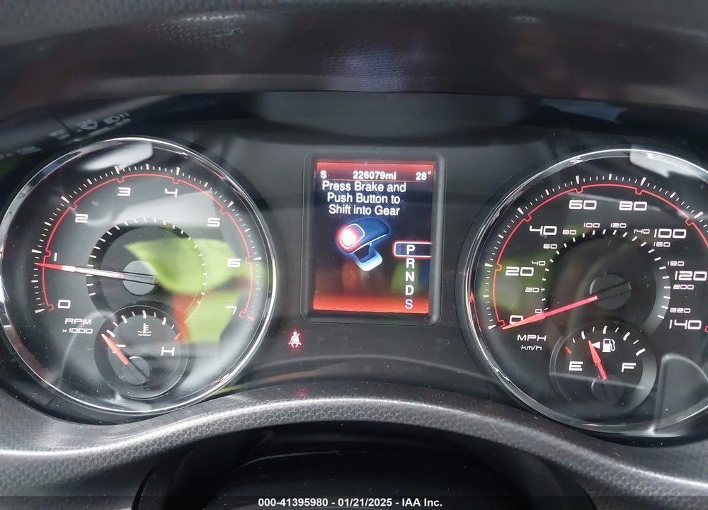 2013 DODGE CHARGER VIN: 2C3CDXHG2DH525370