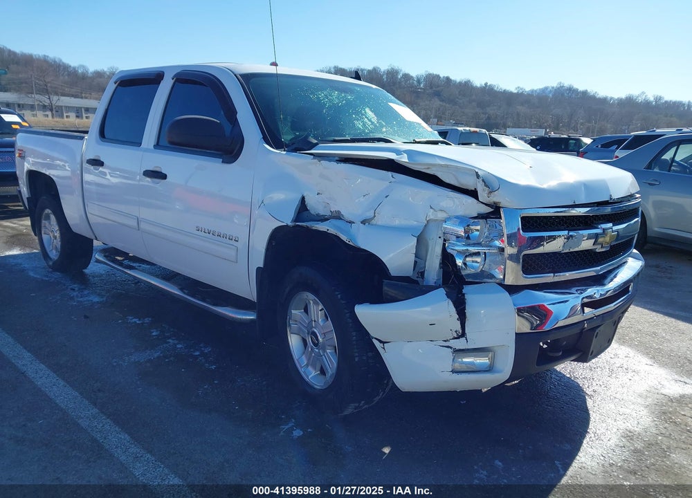 2011 CHEVROLET SILVERADO 1500 LT VIN: 3GCPKSE31BG408433