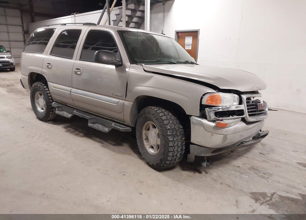 2005 GMC YUKON SLE VIN: 1GKEC13TX5J150955