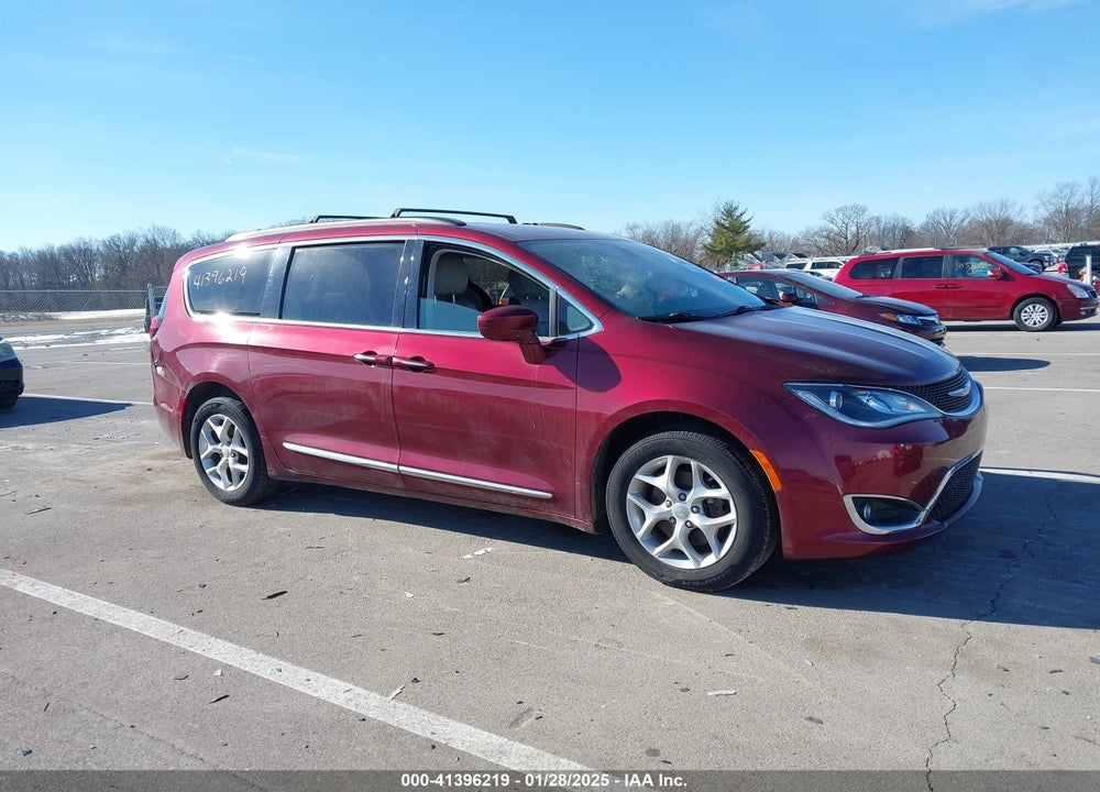 2017 CHRYSLER PACIFICA TOURING L VIN: 2C4RC1BG4HR515440