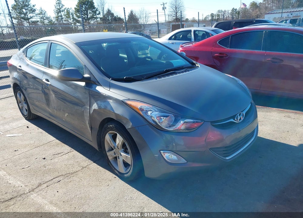 2013 HYUNDAI ELANTRA GLS VIN: 5NPDH4AE8DH353509