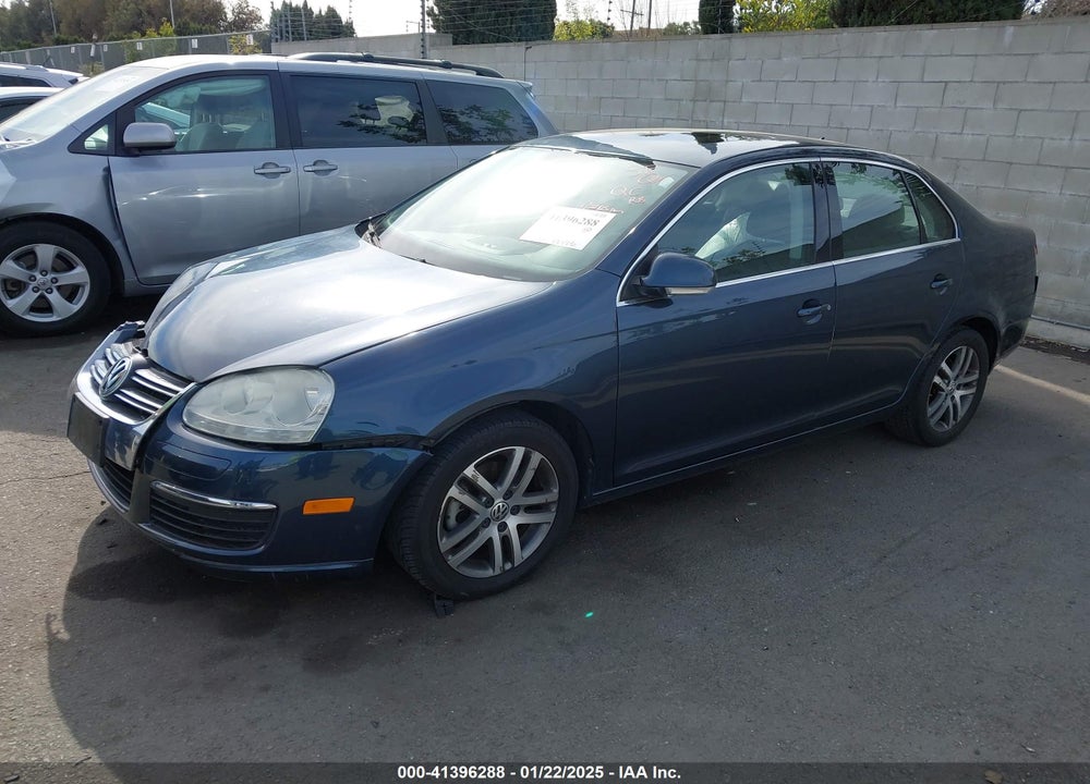 2005 VOLKSWAGEN JETTA 2.5 VIN: 3VWDG71K65M648899