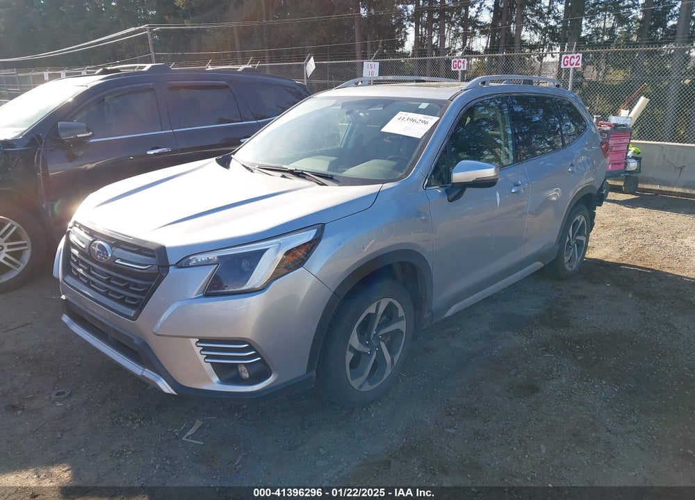 2022 SUBARU FORESTER TOURING VIN: JF2SKARC5NH413158