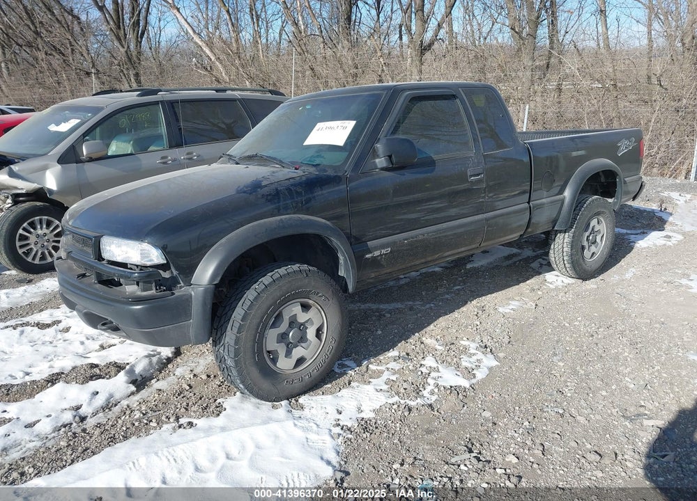 2000 CHEVROLET S-10 LS VIN: 1GCCT19W2Y8160914