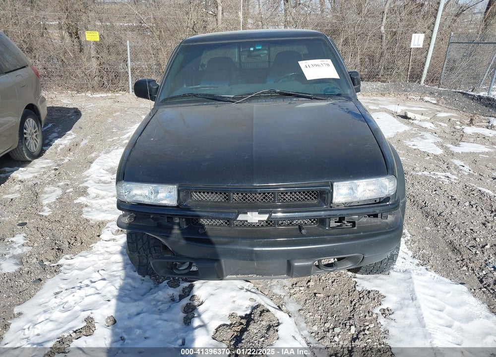 2000 CHEVROLET S-10 LS VIN: 1GCCT19W2Y8160914