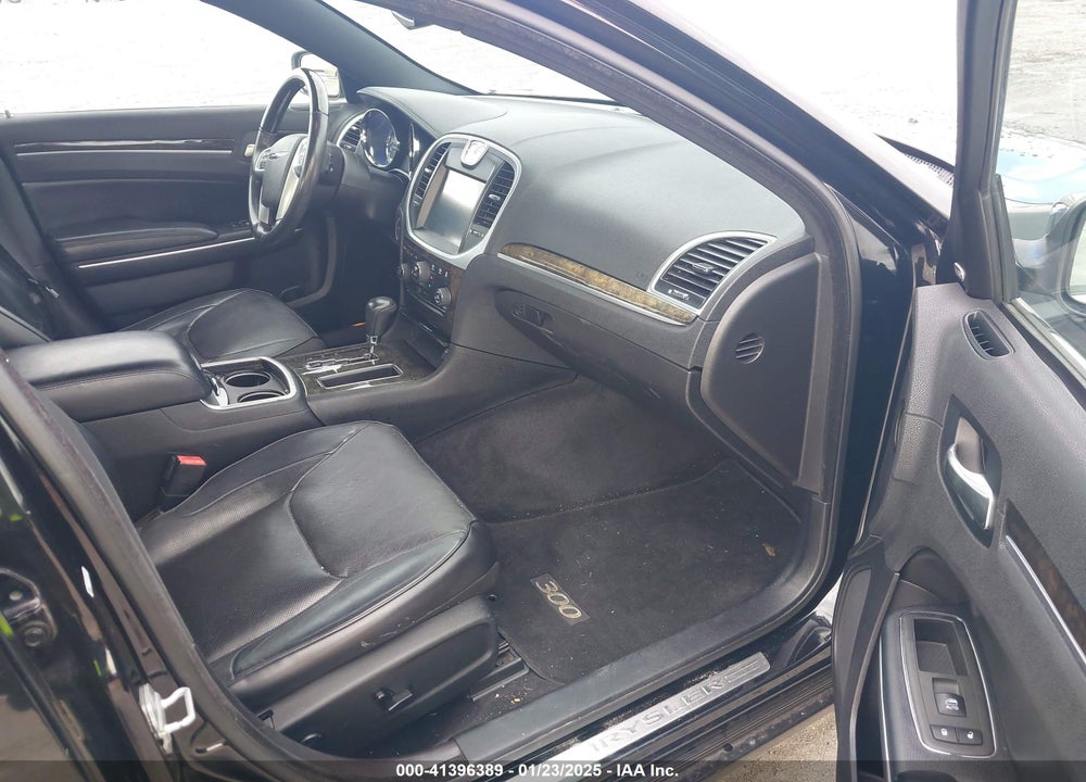 2013 CHRYSLER 300C VIN: 2C3CCAET8DH508056