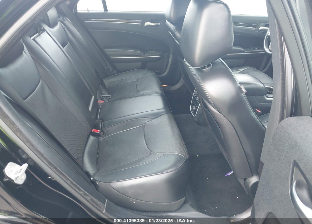 2013 CHRYSLER 300C VIN: 2C3CCAET8DH508056
