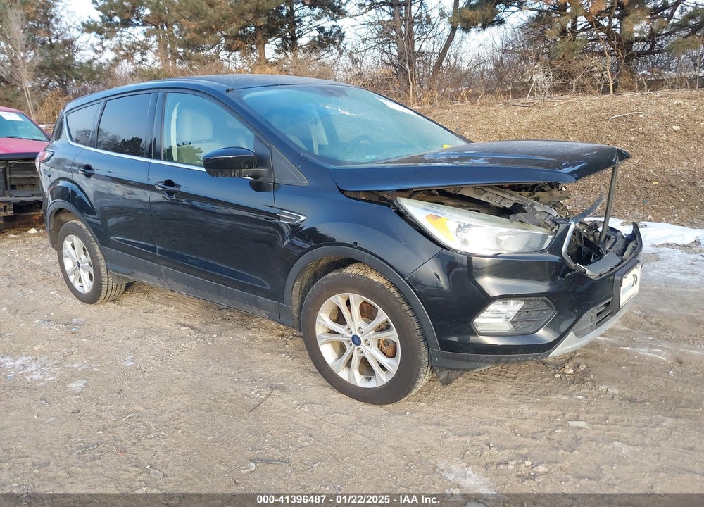2017 FORD ESCAPE SE VIN: 1FMCU9G95HUC99026