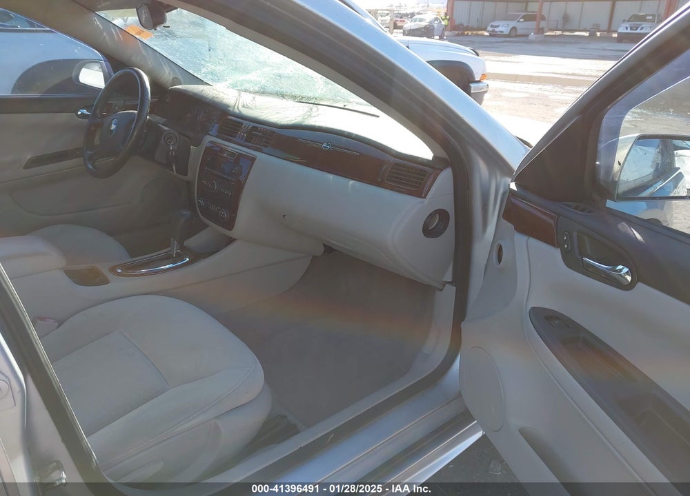 2011 CHEVROLET IMPALA LT VIN: 2G1WG5EK2B1177646