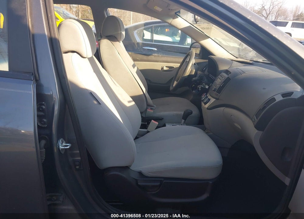 2009 HYUNDAI ELANTRA VIN: KMHDU46D89U641678