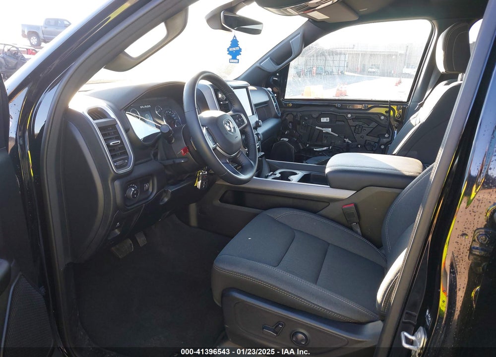 2023 RAM 1500 BIG HORN 4X4 5'7 BOX VIN: 1C6RRFFG4PN699724
