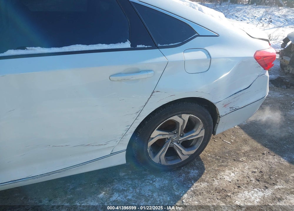 2018 HONDA ACCORD EX VIN: 1HGCV1F42JA064987