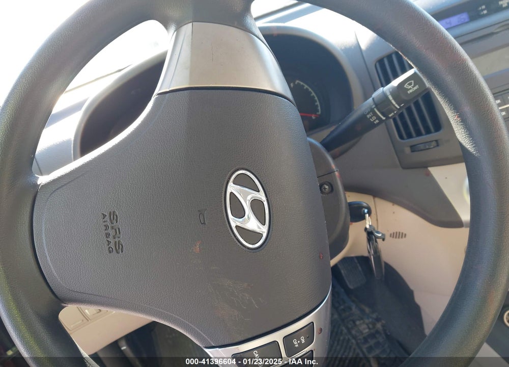 2010 HYUNDAI ELANTRA GLS VIN: KMHDU4AD7AU929333