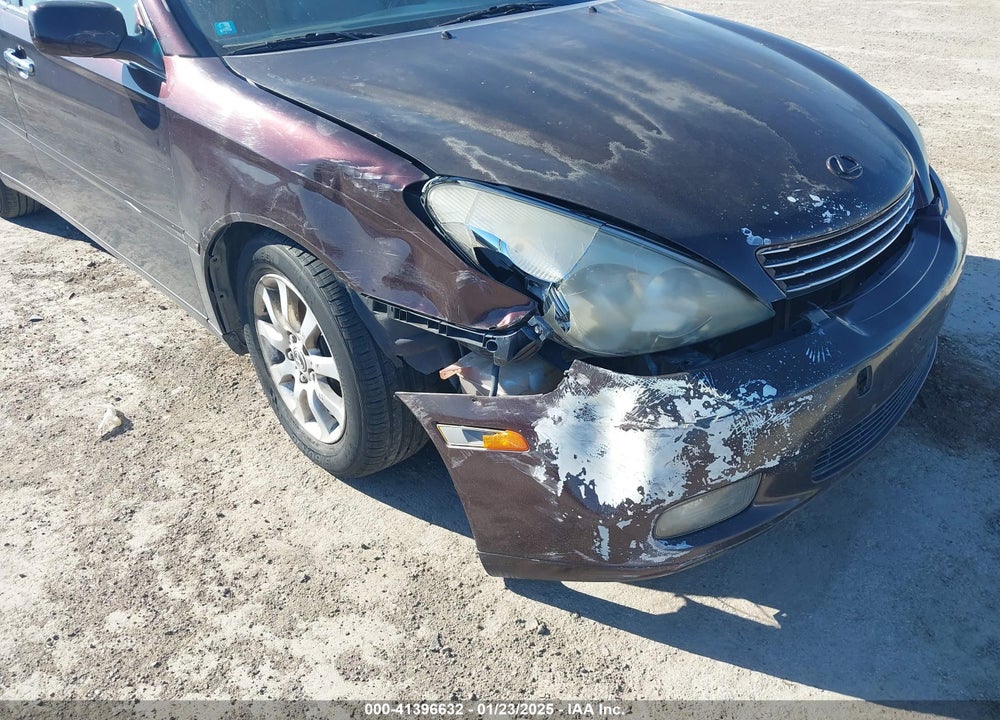 2002 LEXUS ES 300 VIN: JTHBF30G820050622