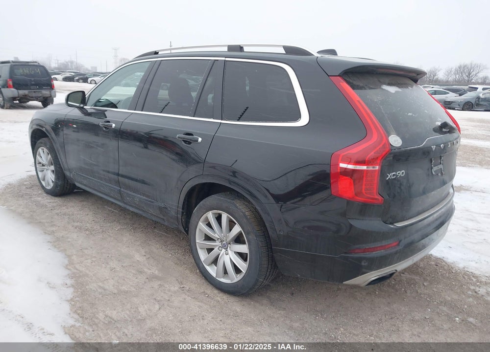 2016 VOLVO XC90 T6 MOMENTUM VIN: YV4A22PK9G1066520